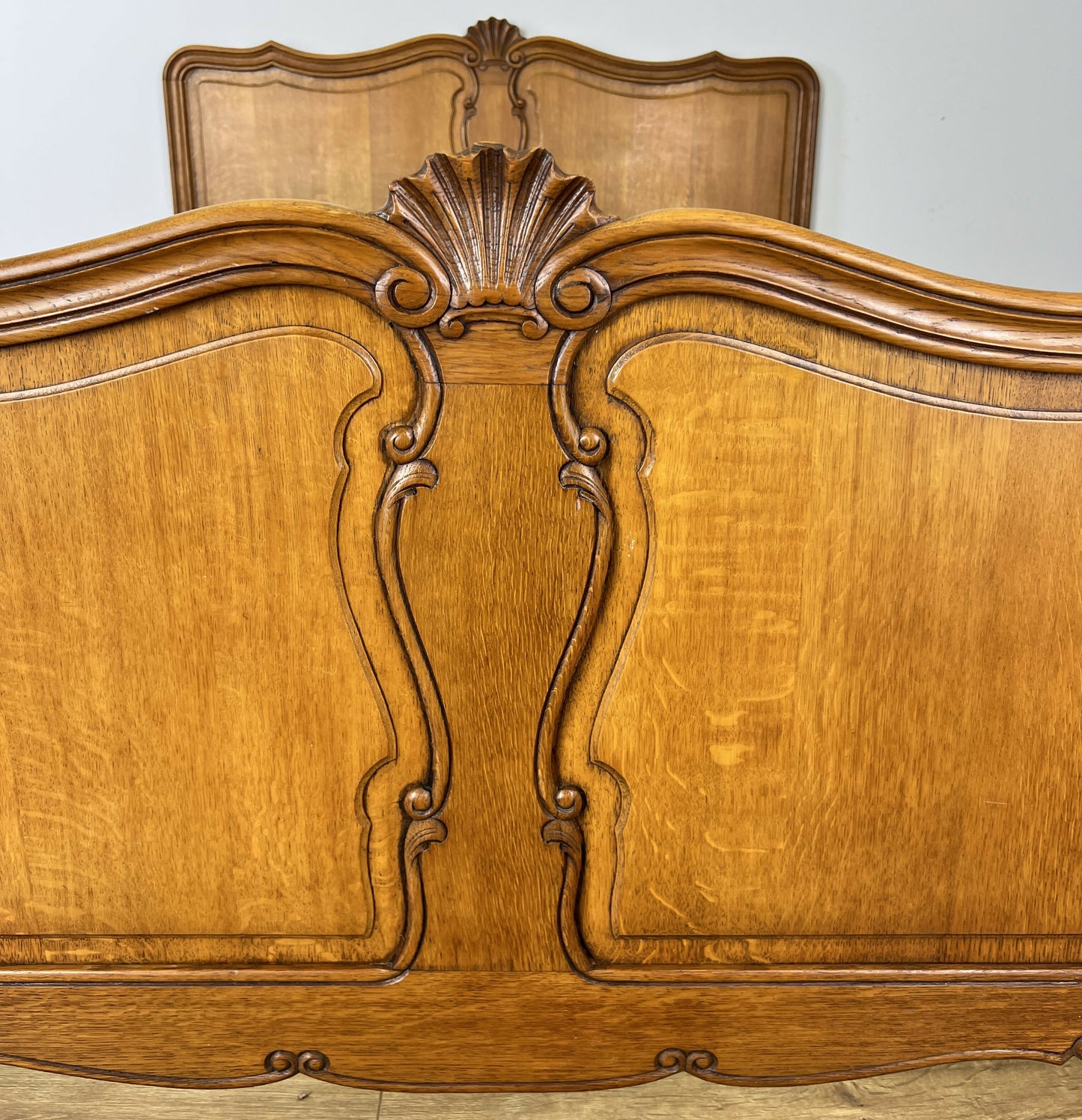 Bed Vintage French Louis XVI Oak Double Bed Frame Carved Headboard LOT 6373
