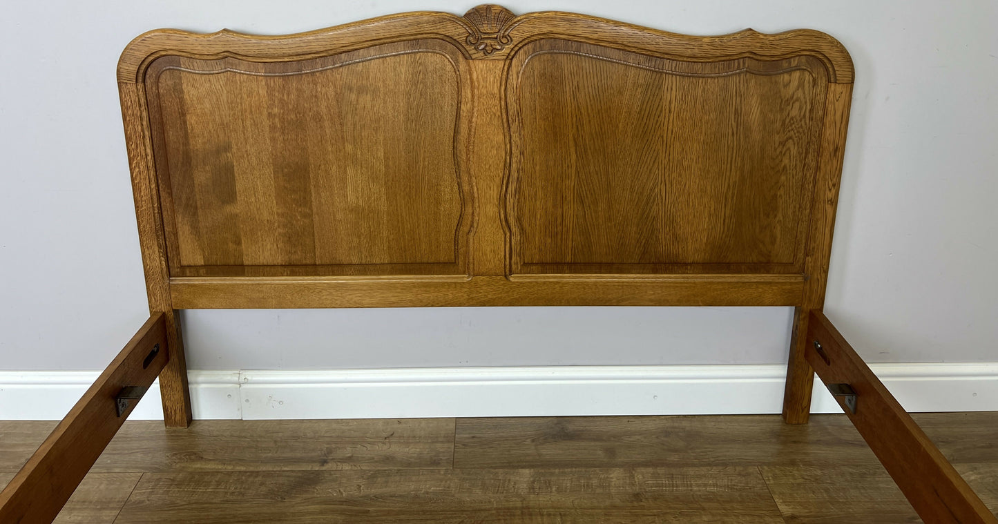 Bed Vintage French Louis Style Oak Double Bed Frame Carved Headboard LOT 6388