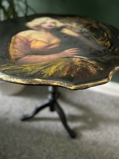 Lion and the Lady small table