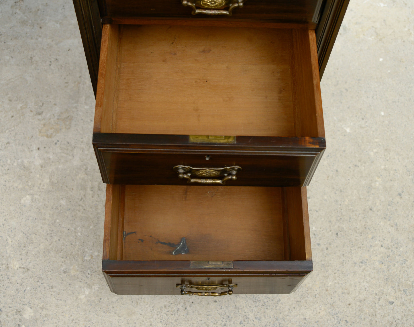 Victorian Mahogany Writing Desk - Kneehole Desk with Green Leather