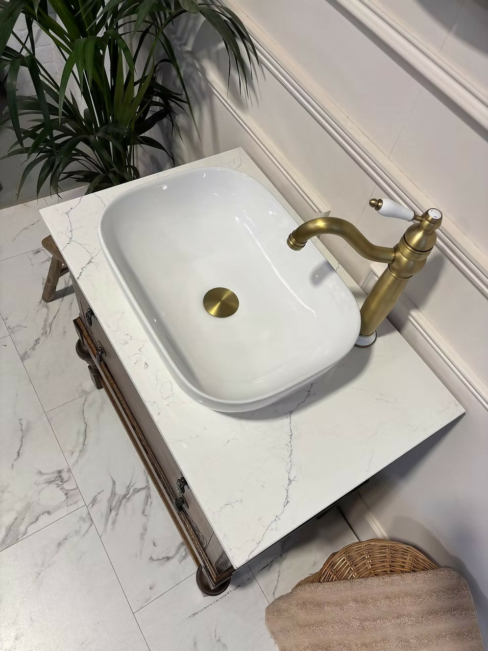 Traditional Vintage Wooden Bathroom Vanity Unit - George II