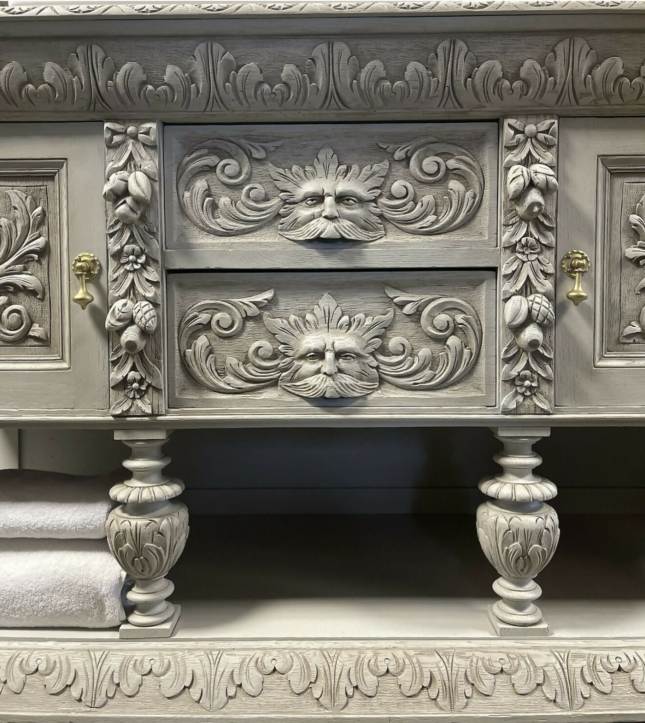 Victorian highly ornate Sideboard/Large Bathroom Vanity Unit