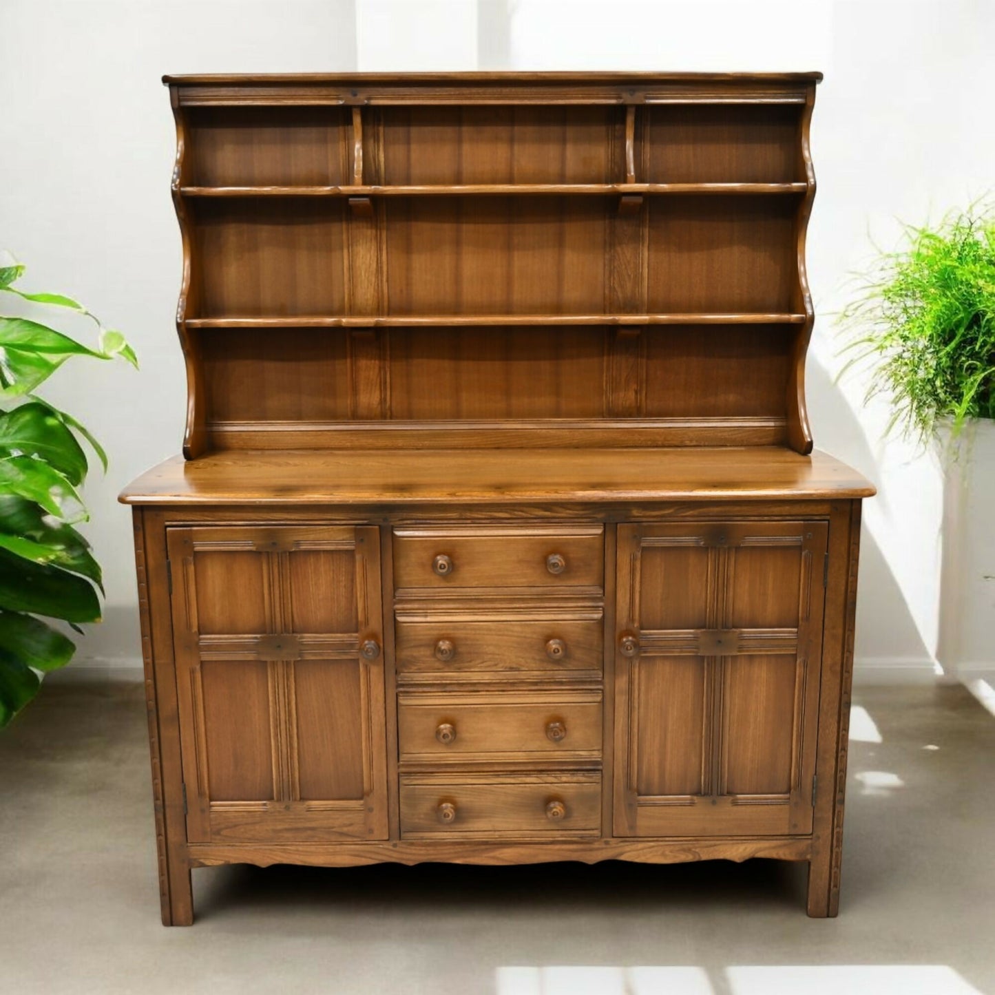 Ercol Vintage Sideboard Dresser 4 Drawers 2 Cupboards 2 Piece FREE UK Delivery