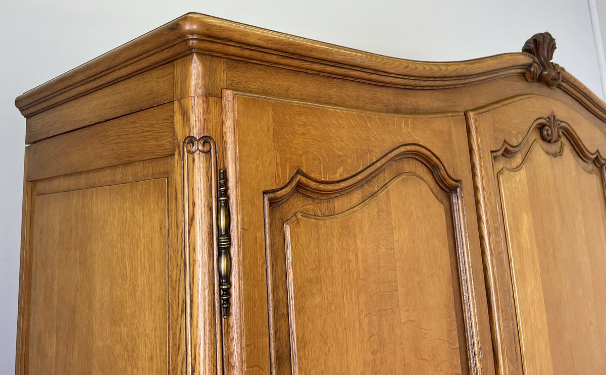 Wardrobe Vintage French Louis XVI Style Oak Three Door Carved Armoire LOT 6492