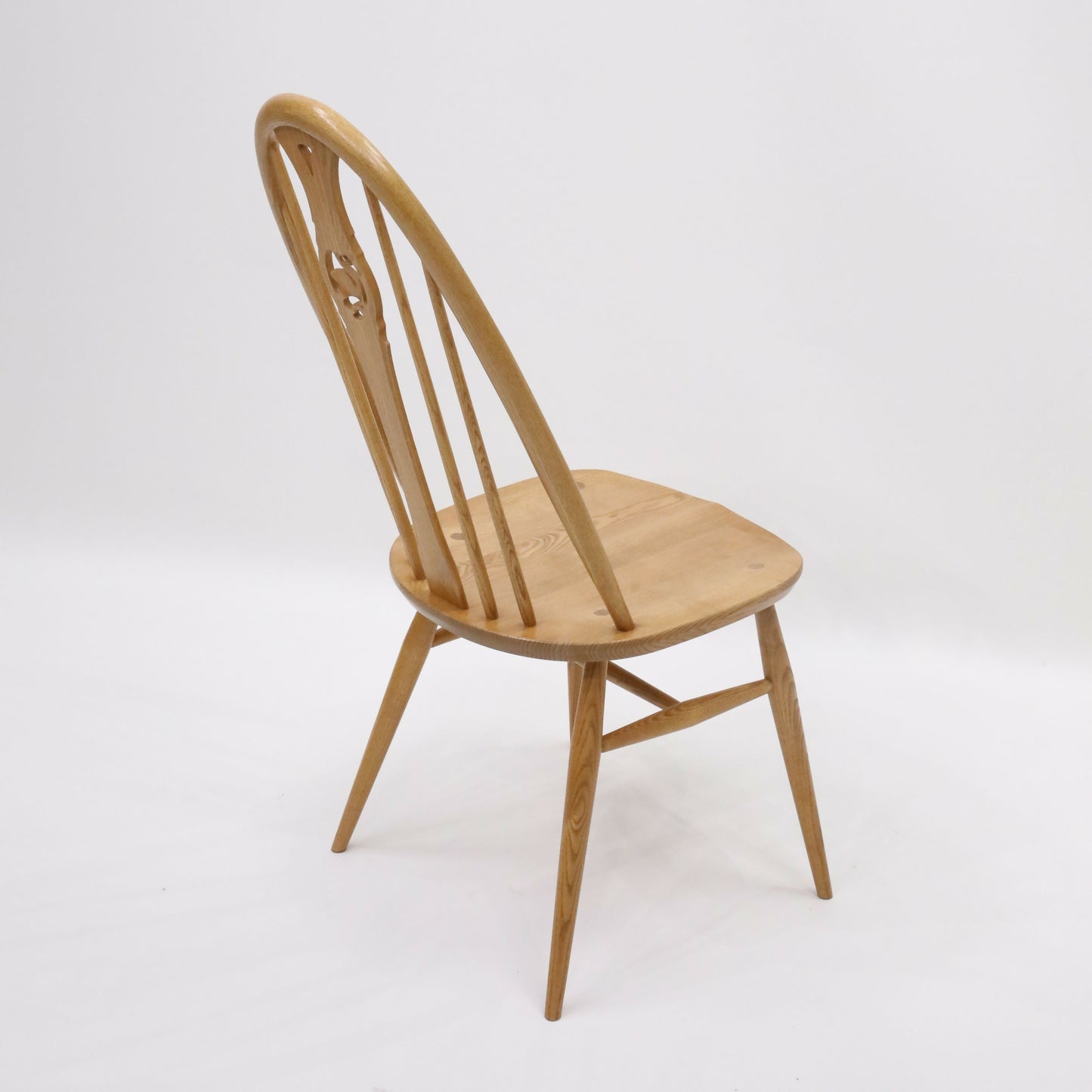 4 Ercol Windsor Swan Bow Back Dining Chairs Light Finish FREE UK Delivery. SBR9279/2506D