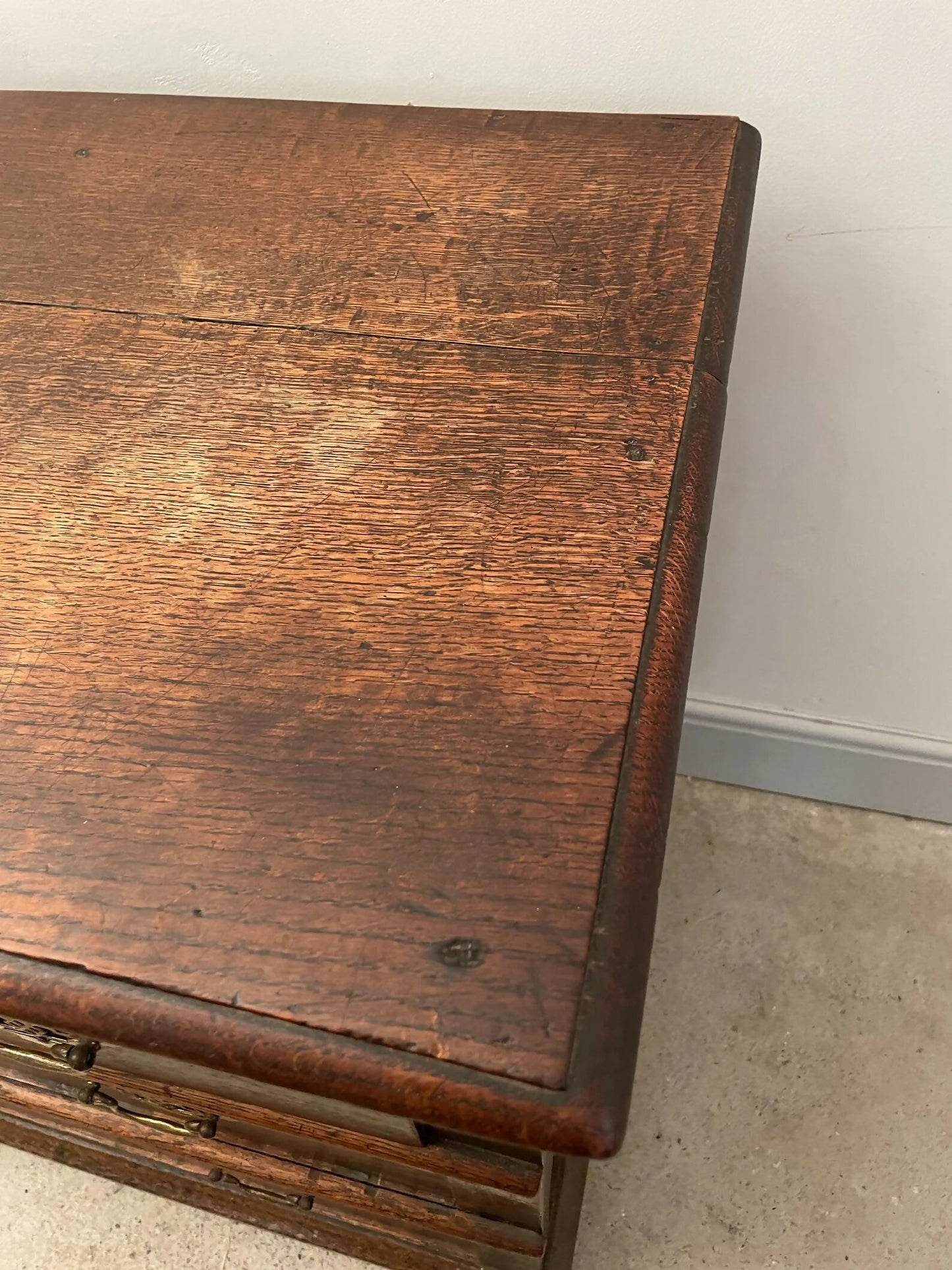 An 18th century vintage oak chest of drawers