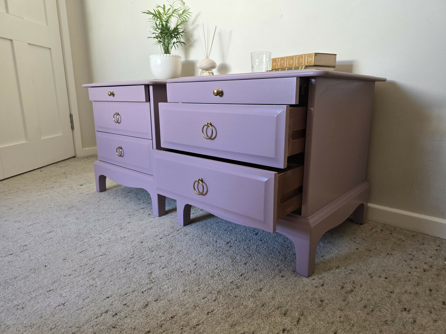 Stag Minstrel Bedsides