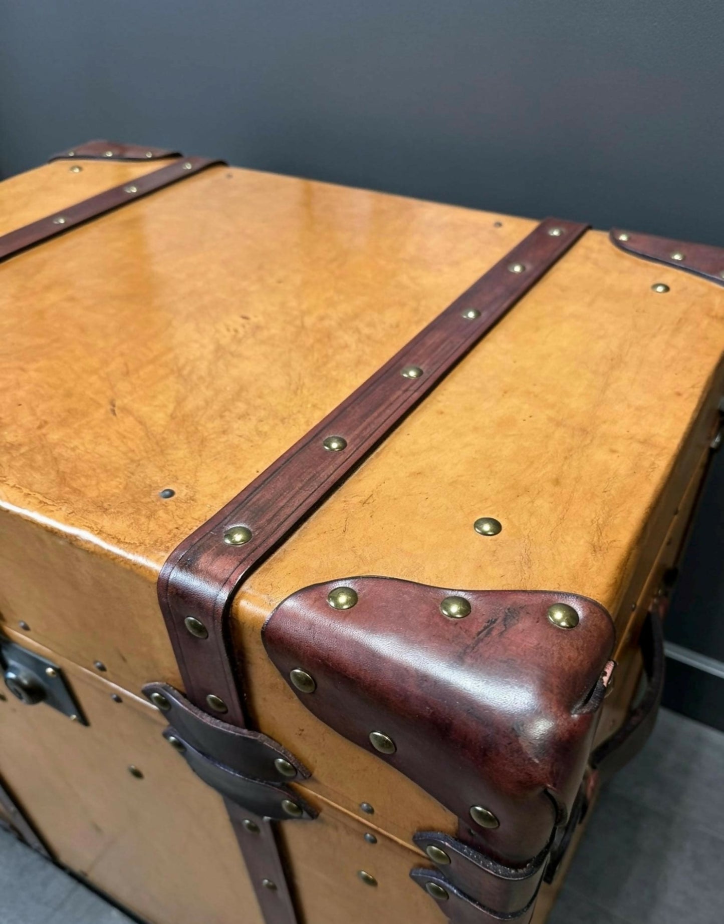 English handmade luxury leather trunk - hand dyed - steamer style