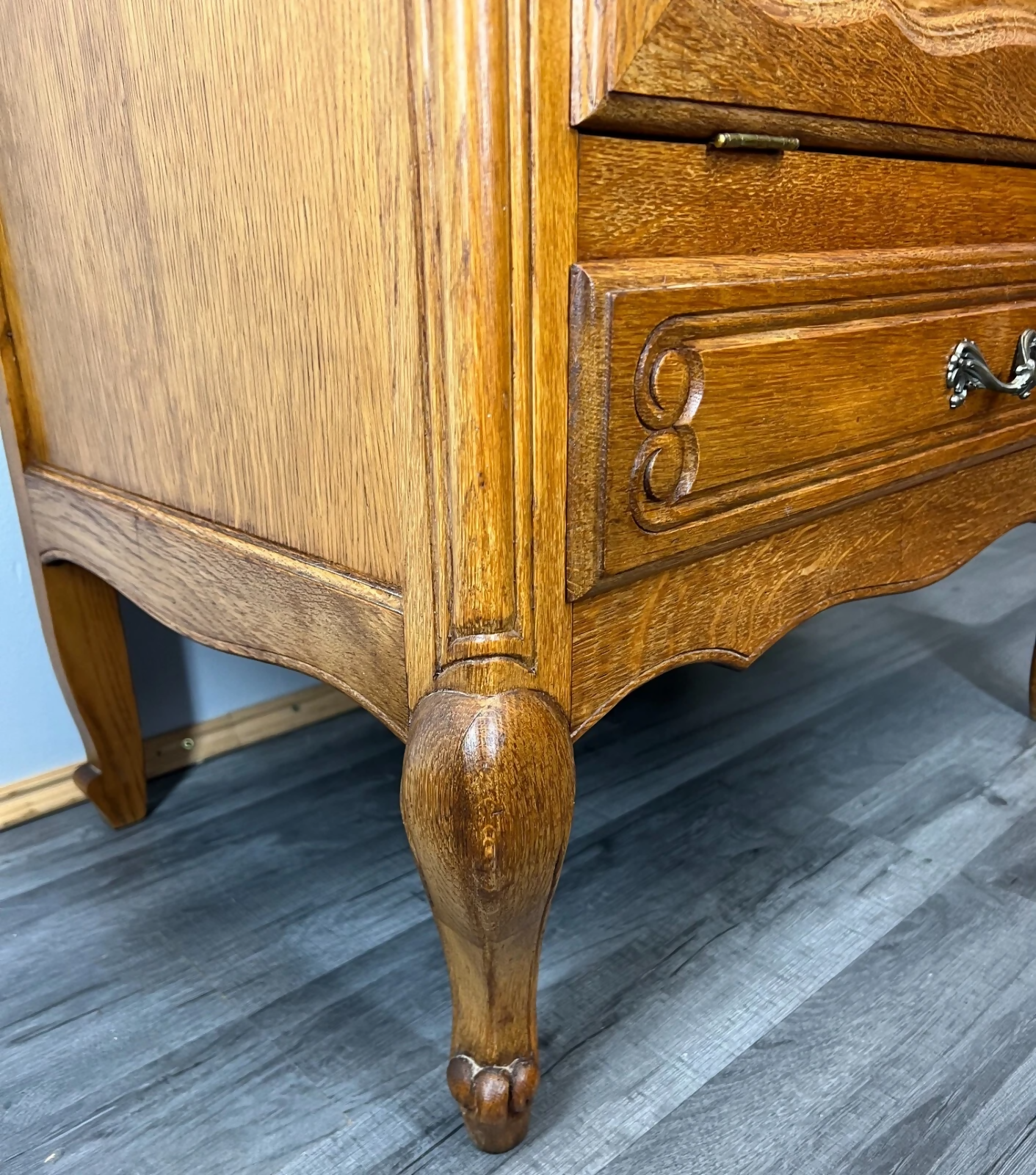 Cabinet Vintage French Louis XIV Style Bureau Sideboard Carved Cupboard LOT 3545