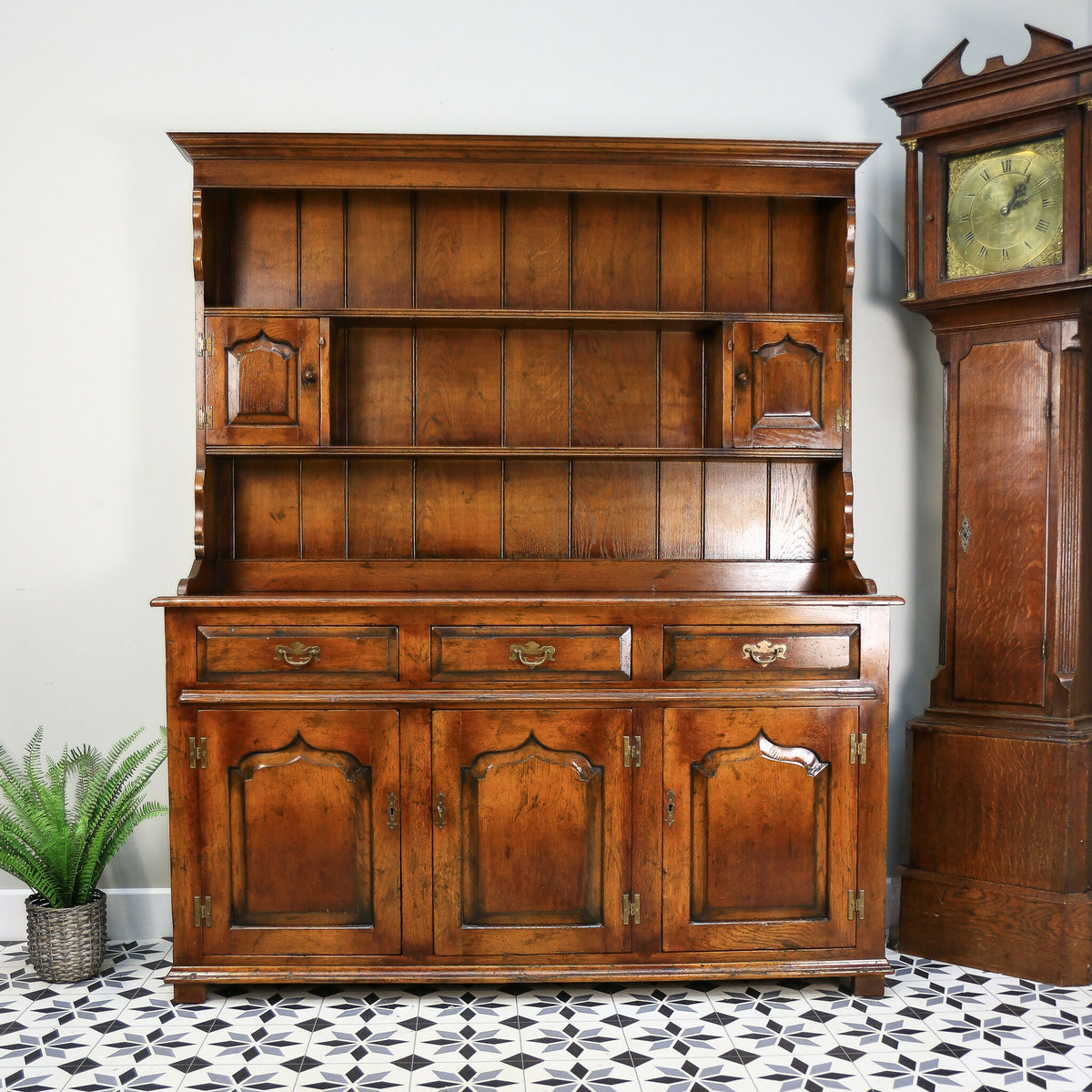 Oak Welsh Dresser by Batheaston Furniture with Plate Rack and Keys