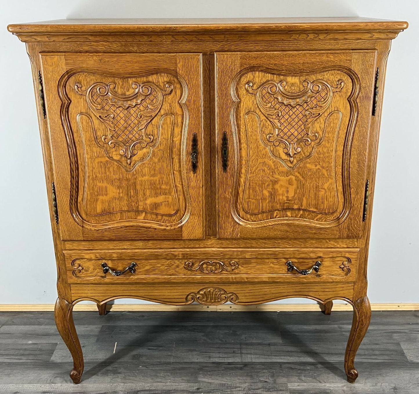 Cabinet Vintage French Louis XVI Oak Sideboard Carved Panels Cupboard LOT 4332