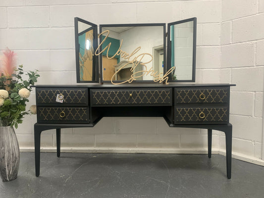 Stag minstrel dressing table with mirror and stool