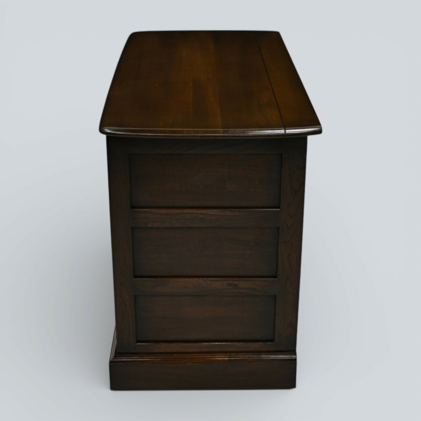 Ercol Malvern Music Hi Fi Cabinet Record Storage Dark Finish FREE UK Delivery