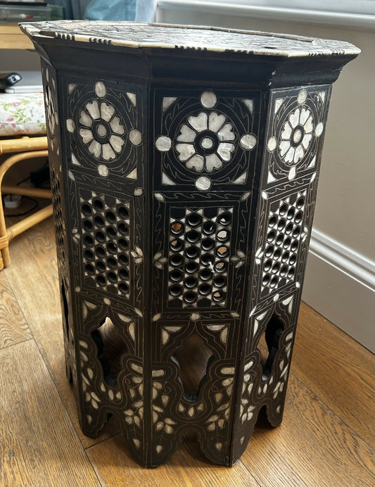 ANTIQUE SYRIAN DAMASCENE INLAID OCTAGONAL SIDE TABLE BONE MOTHER OF PEARL