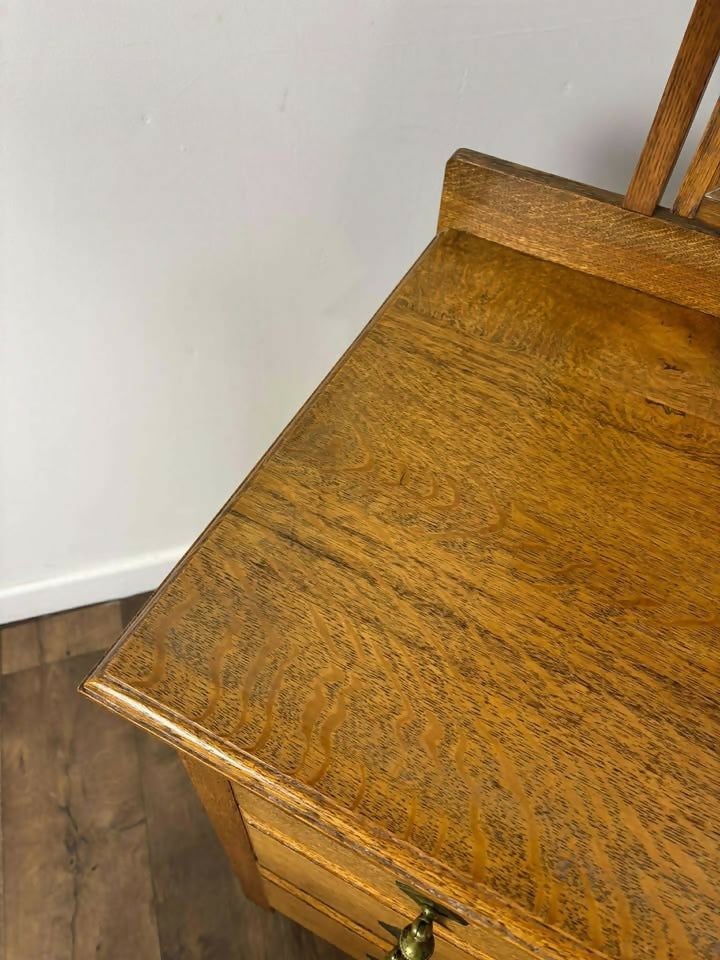 Early 20th Century Oak Dressing Table