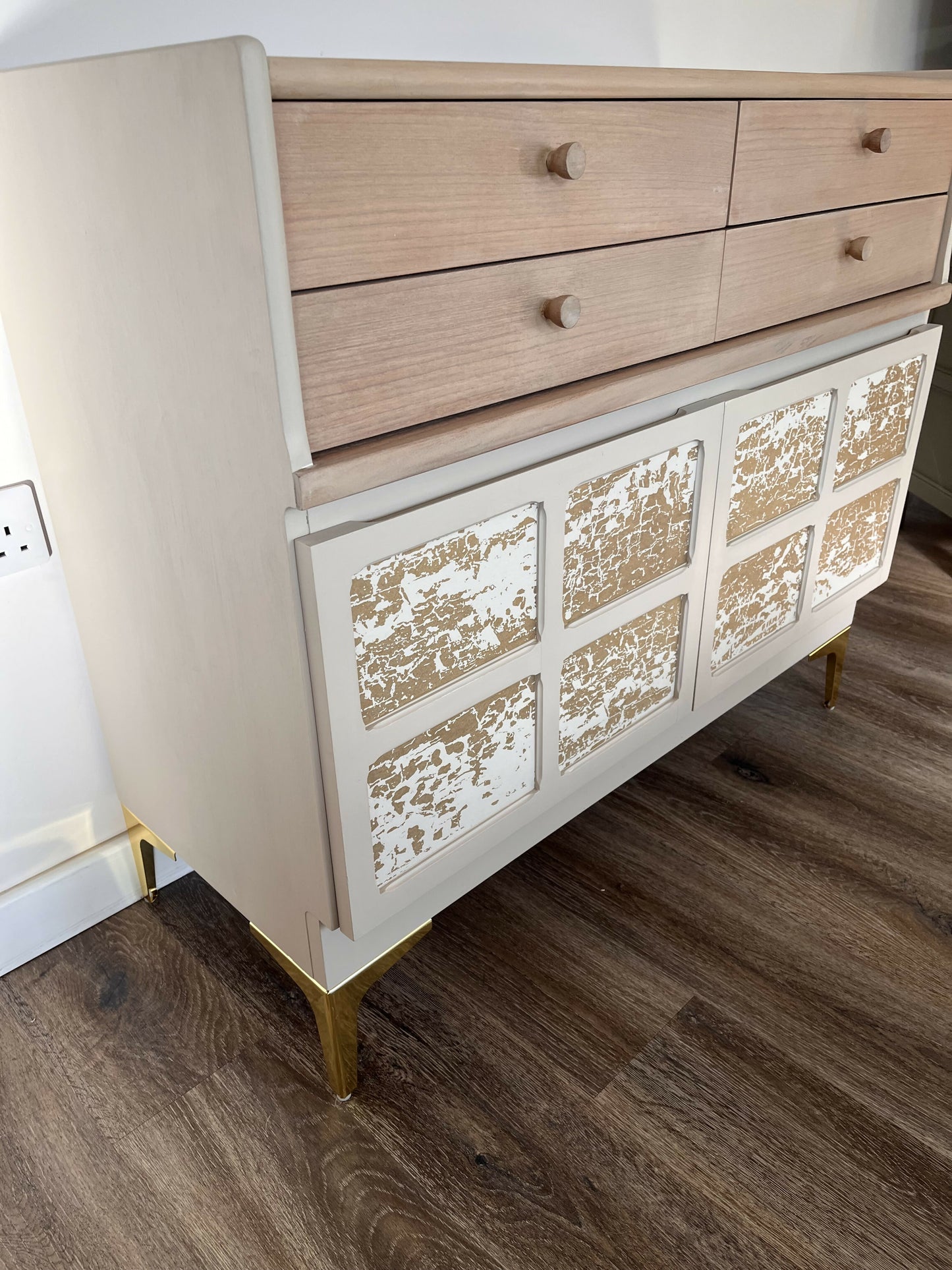 Nathan Squares Glamorous Gold Drinks Cabinet