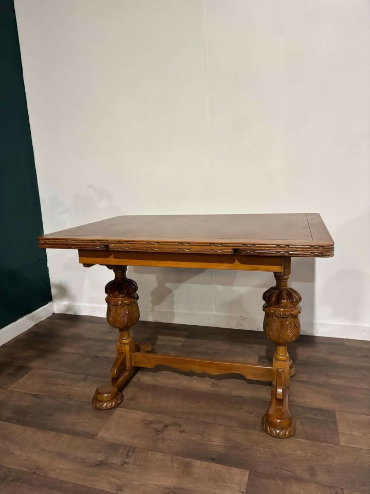 Vintage Honey Oak Draw Leaf Dining Tablev