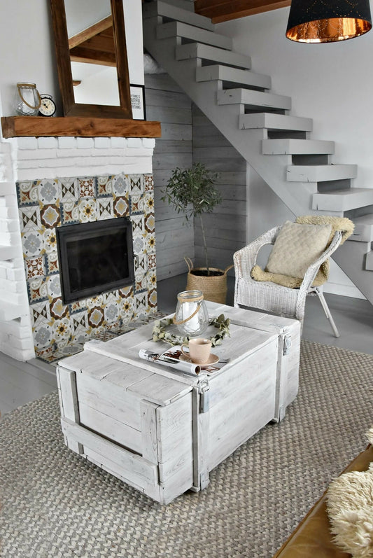 White Military Chest Coffee Table – Army Trunk Coffee Table – Vintage Storage Coffee Table – Reclaimed Wood Farmhouse Rustic Loft Table