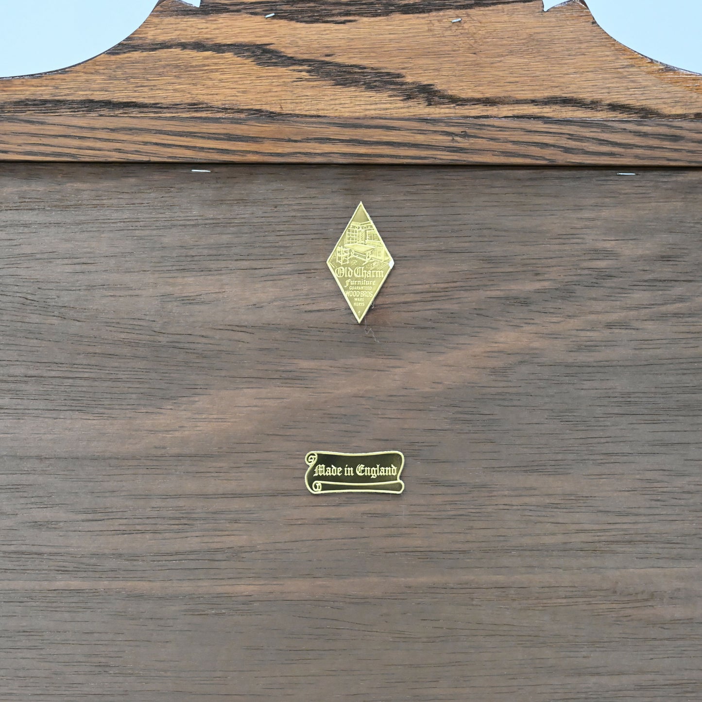 Old Charm Oak Framed Wall Mirror Heavy 69cm x 64cm Tudor Brown FREE Delivery. SBR9887/0912D