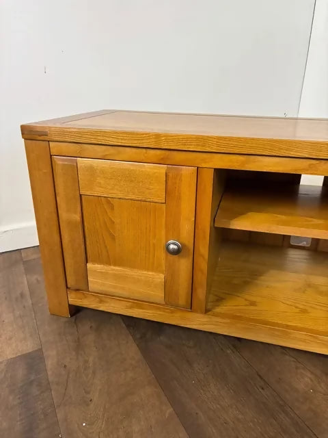 Contemporary Light Oak Flat TV Cabinet / Media Unit