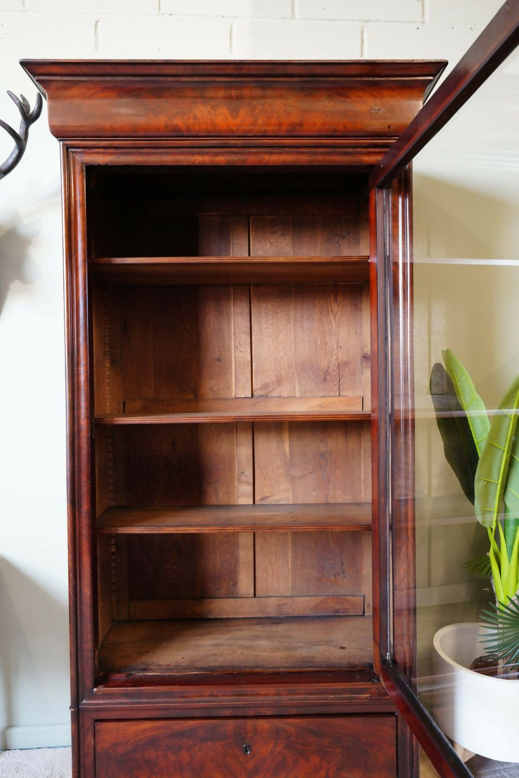 French Louis Philippe Vintage Cabinet In Flame Mahogany – France, C.1840