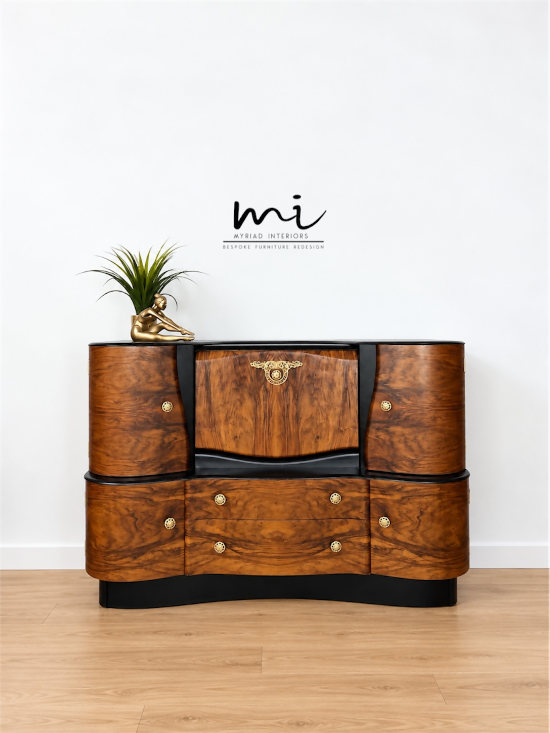 Refurbished Art Deco Burr Walnut Cocktail Cabinet Gold & Black Fan Design, Vintage Bar, Drinks Cabinet, sideboard, 1930s Style, statement