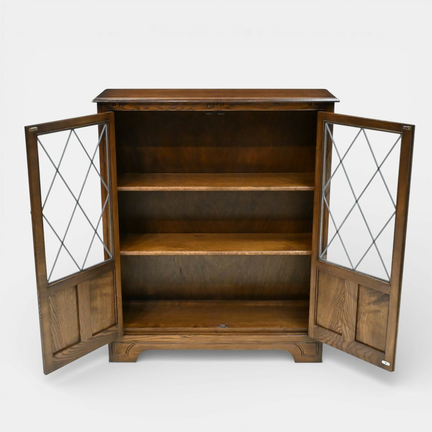 Vintage Display Bookcase With 2 Shelves Leaded Glass Doors FREE UK Delivery*. SBR11047/1410E