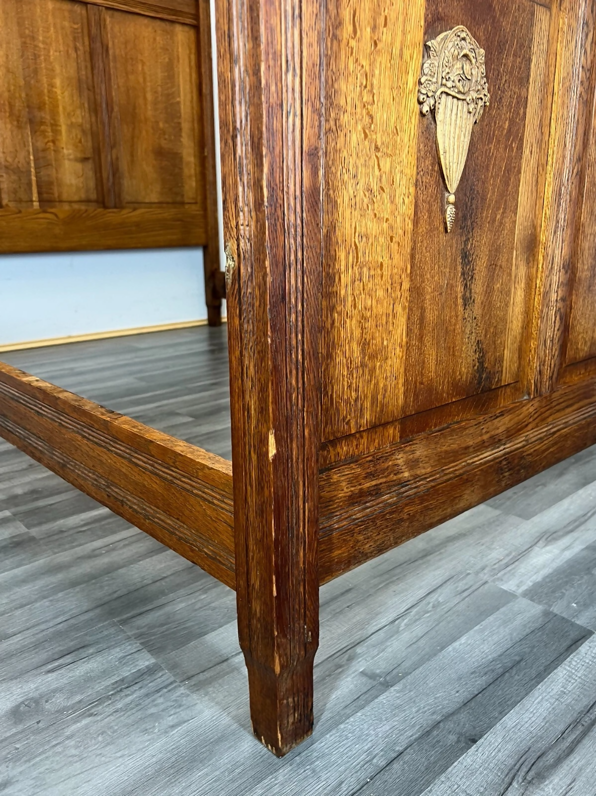 Bed Antique French Style Oak Double Bed Frame Carved Headboard LOT 2293