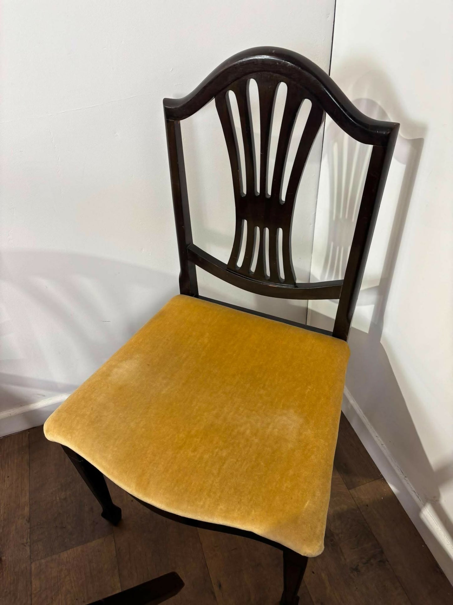 Set of Six Upholstered Mahogany Dining Chairs with Pierced Splat Backs (2 Carvers & 4 Side Chairs)
