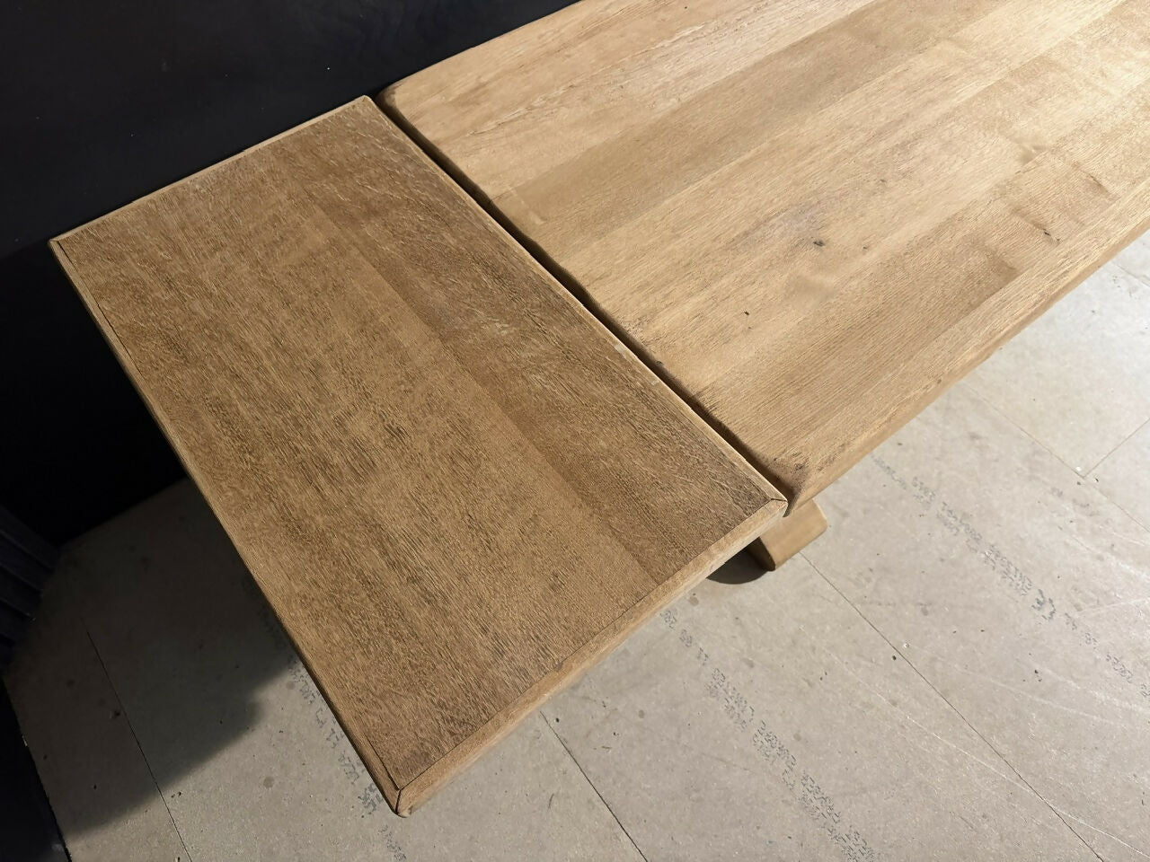 Large Extendable Bleached Oak Farmhouse Dining Table