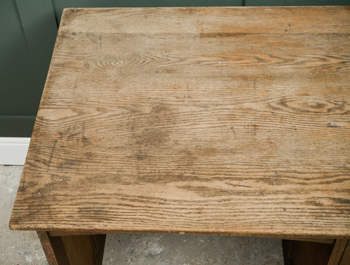 Old Oak Kneehole Desk with Drawers - Lovely Patina