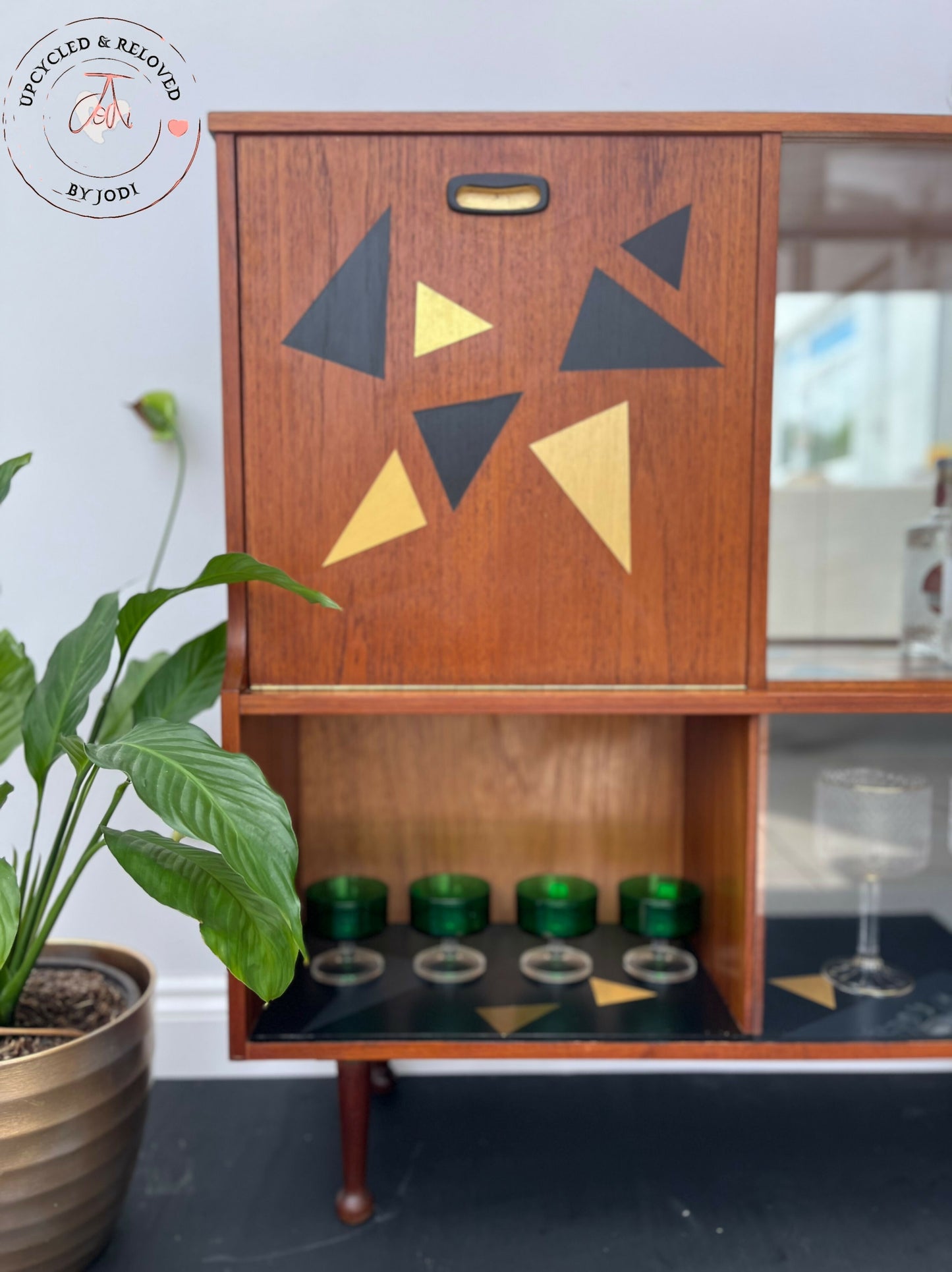 MCM Cocktail drinks cabinet in black and gold geometric retro pattern