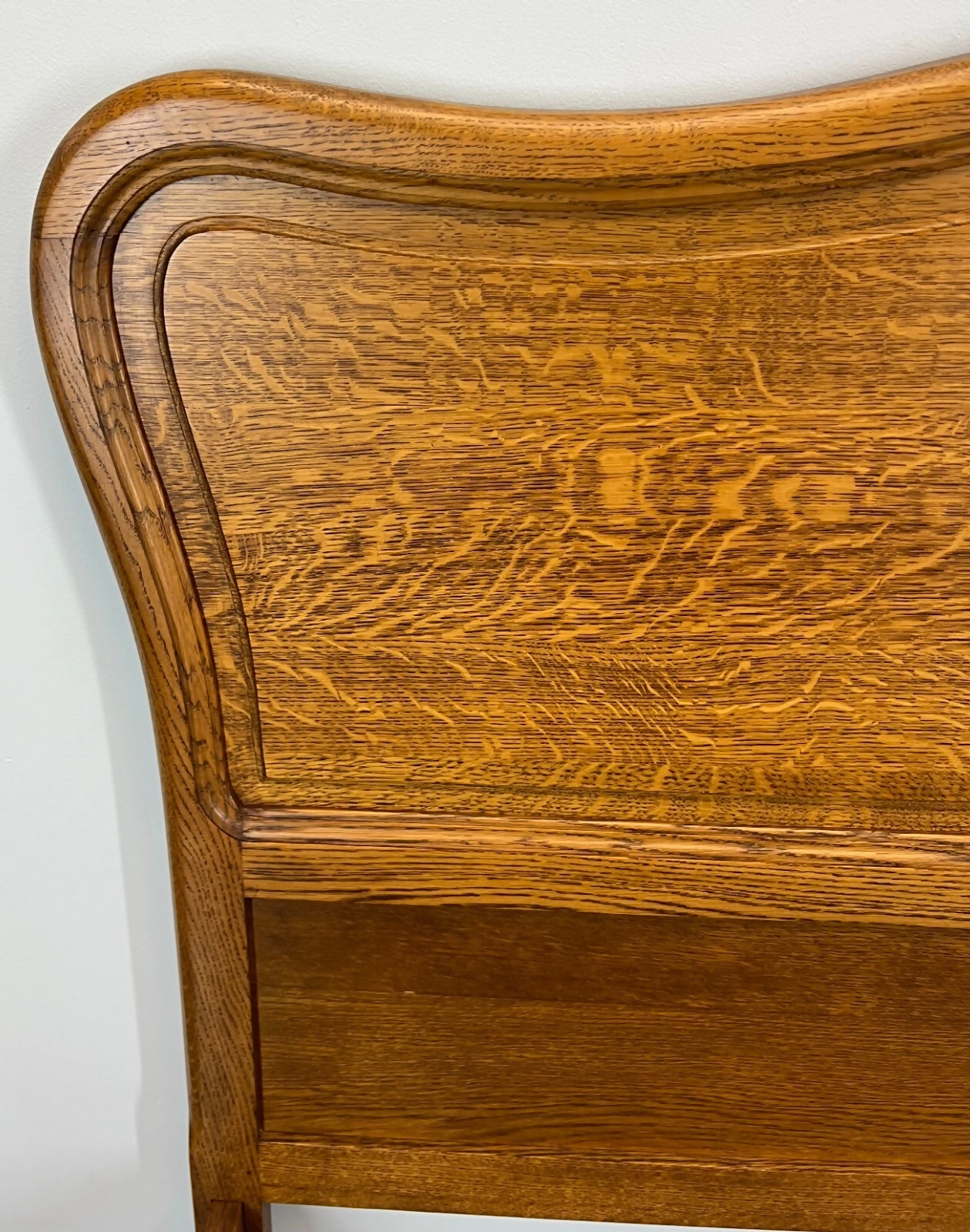 Bed Vintage French Louis XVI Oak Double Bed Frame Carved Headboard LOT 3667