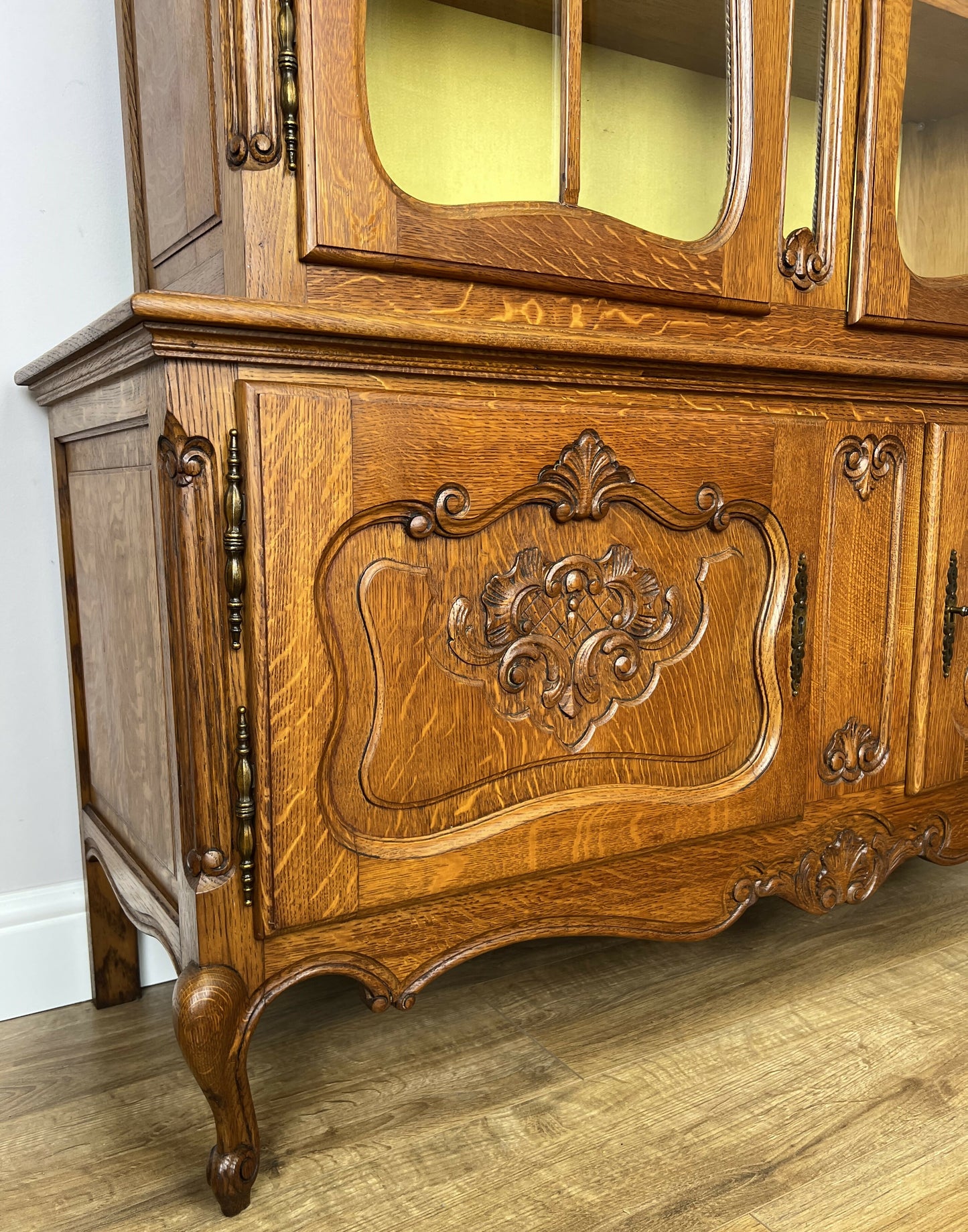 Bookcase Vintage French Louis XVI Oak Display Cabinet Carved Sideboard LOT 6282