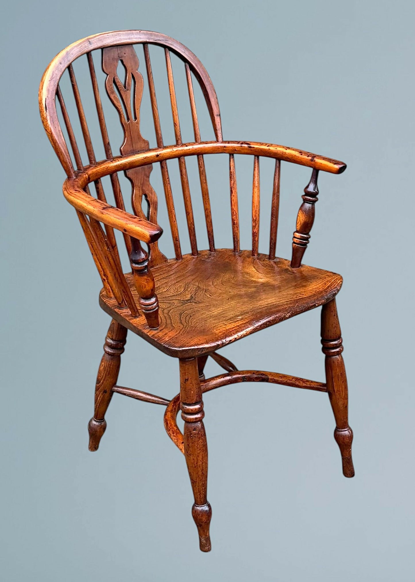 Yew Wood Windsor Armchair 19th Century Yew