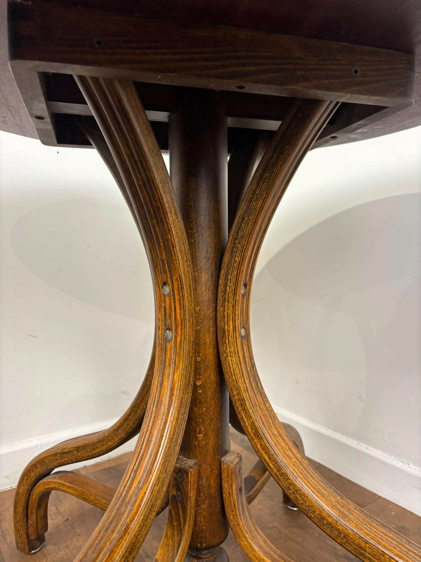 Vintage Style Bentwood Style Circular Table