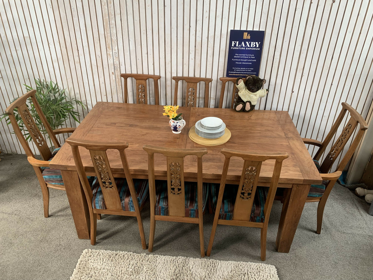 Large Solid Oak Extending Dining Table and 8 Chairs Set – Carved High Back,