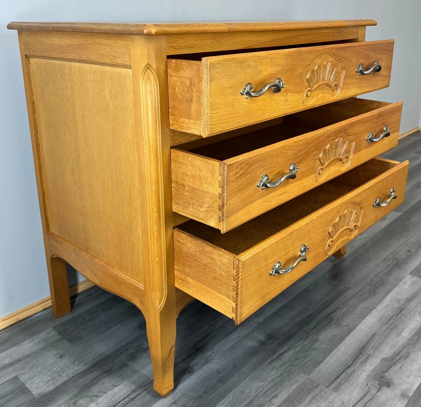 Chest of Drawers Vintage French Louis XVI Oak 3 Drawers Bedroom Cabinet LOT 3727