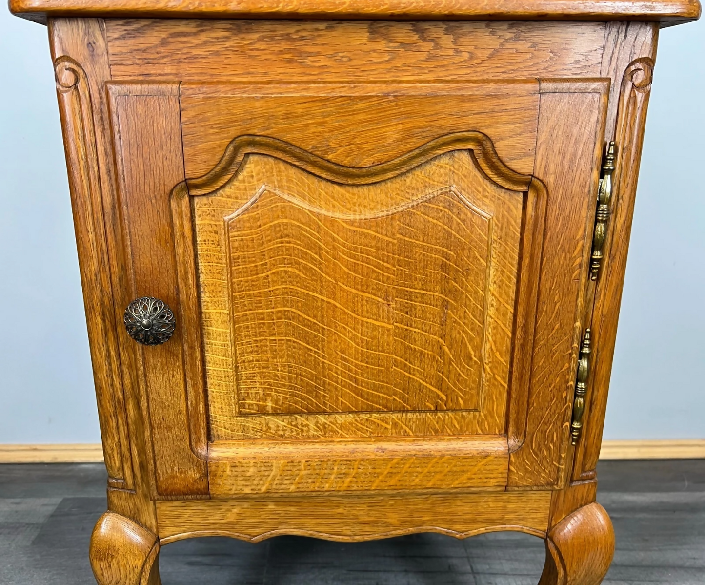 Pair of Bedside Tables Vintage French Oak Cabinets Carved Nightstands LOT 3726