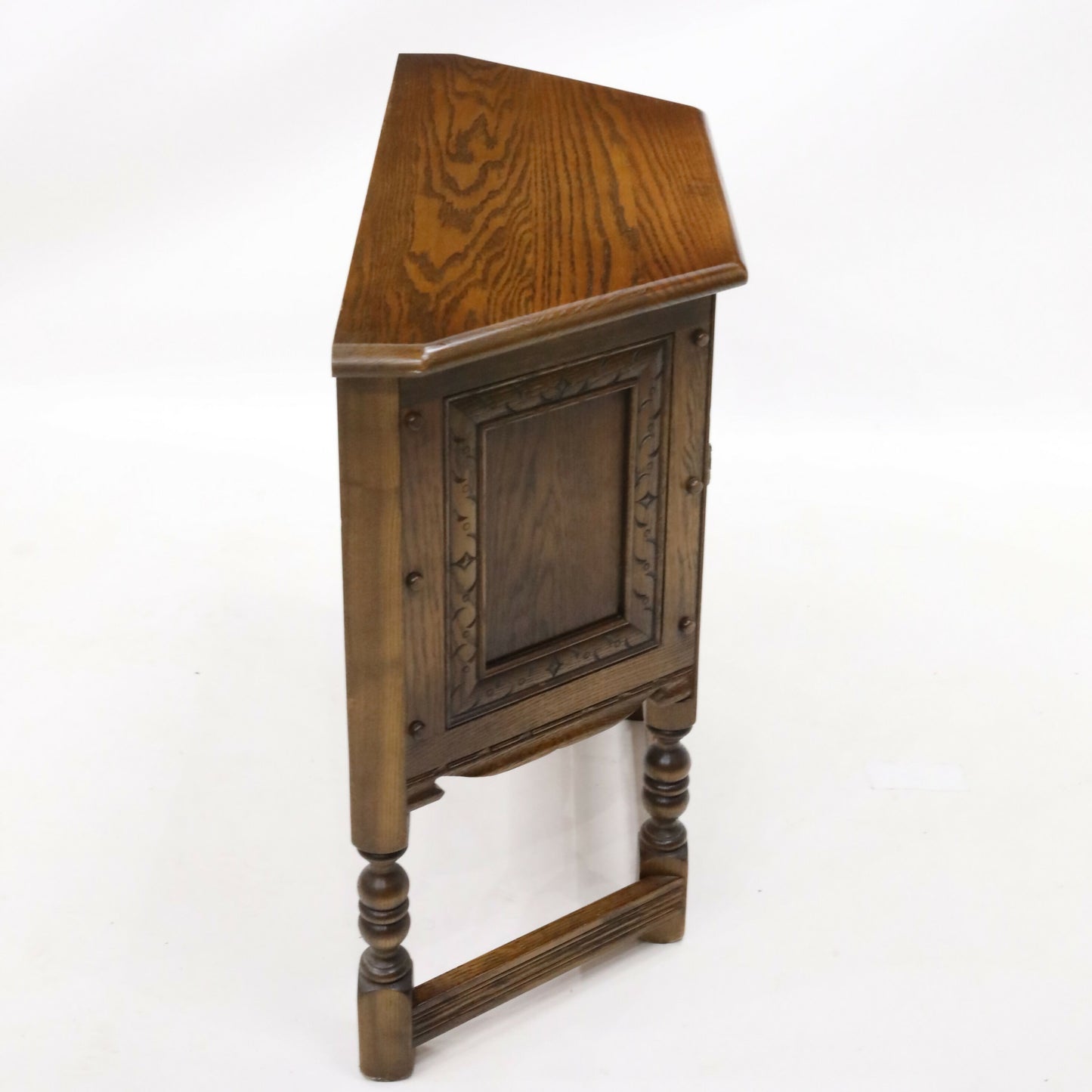 Old Charm Canted Table/Cupboard Light Oak Finish #1434 FREE UK Delivery*. SBR9688/2110D