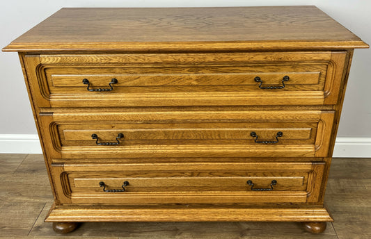 Chest of Drawers Vintage French Style 3 Drawers Carved Storage Cabinet LOT 6287