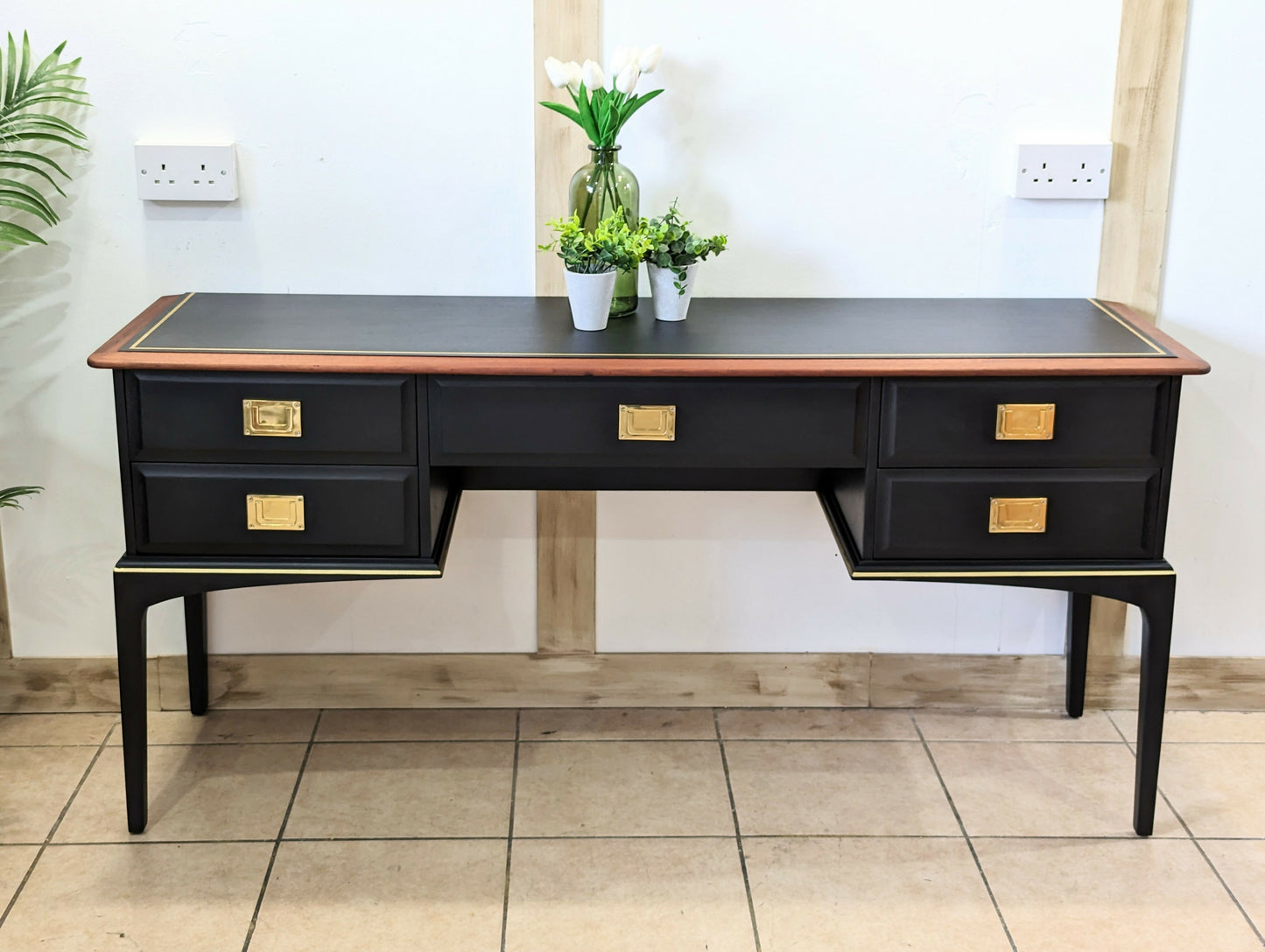 Stag minstrel black/ gold dressing table/desk