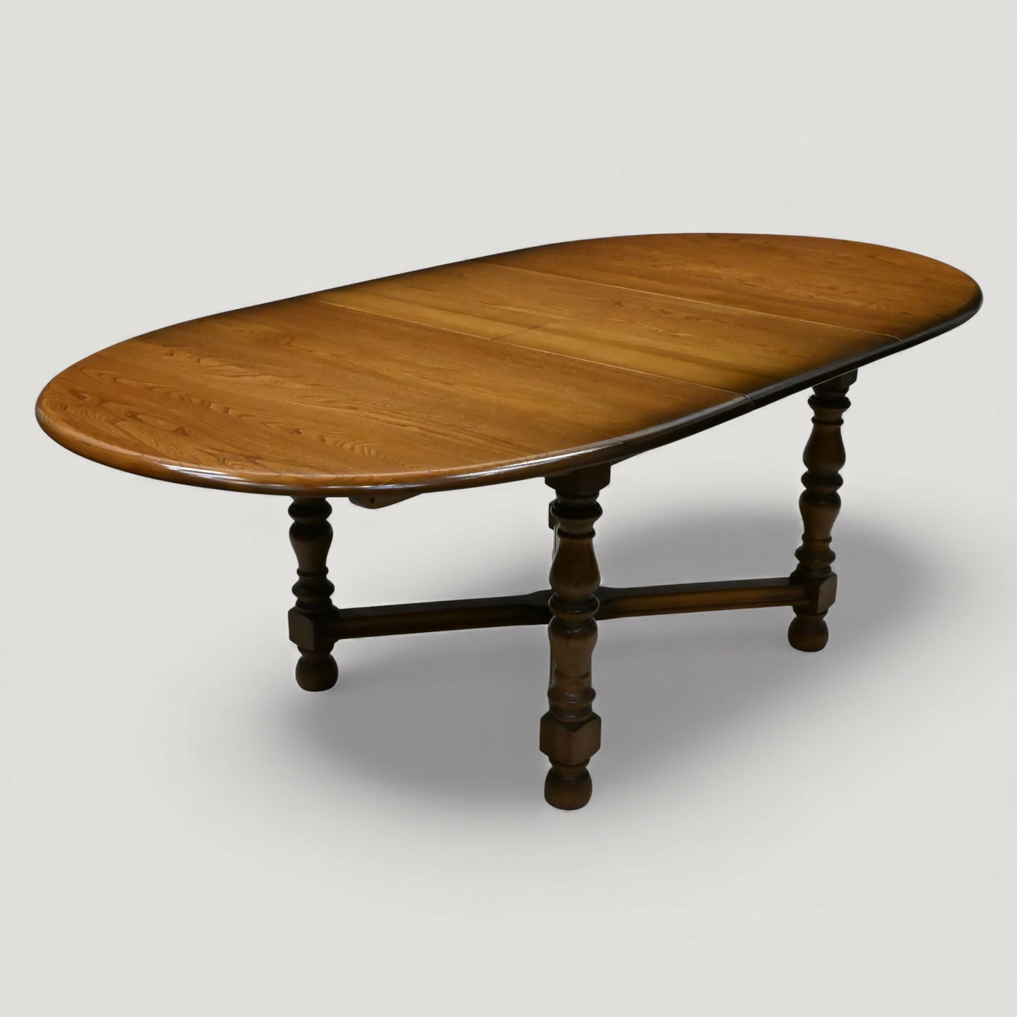 Ercol Woburn Extending Dining Table D End Seats 10 Model 705 GD FREE UK Delivery. SBR10972/2509E