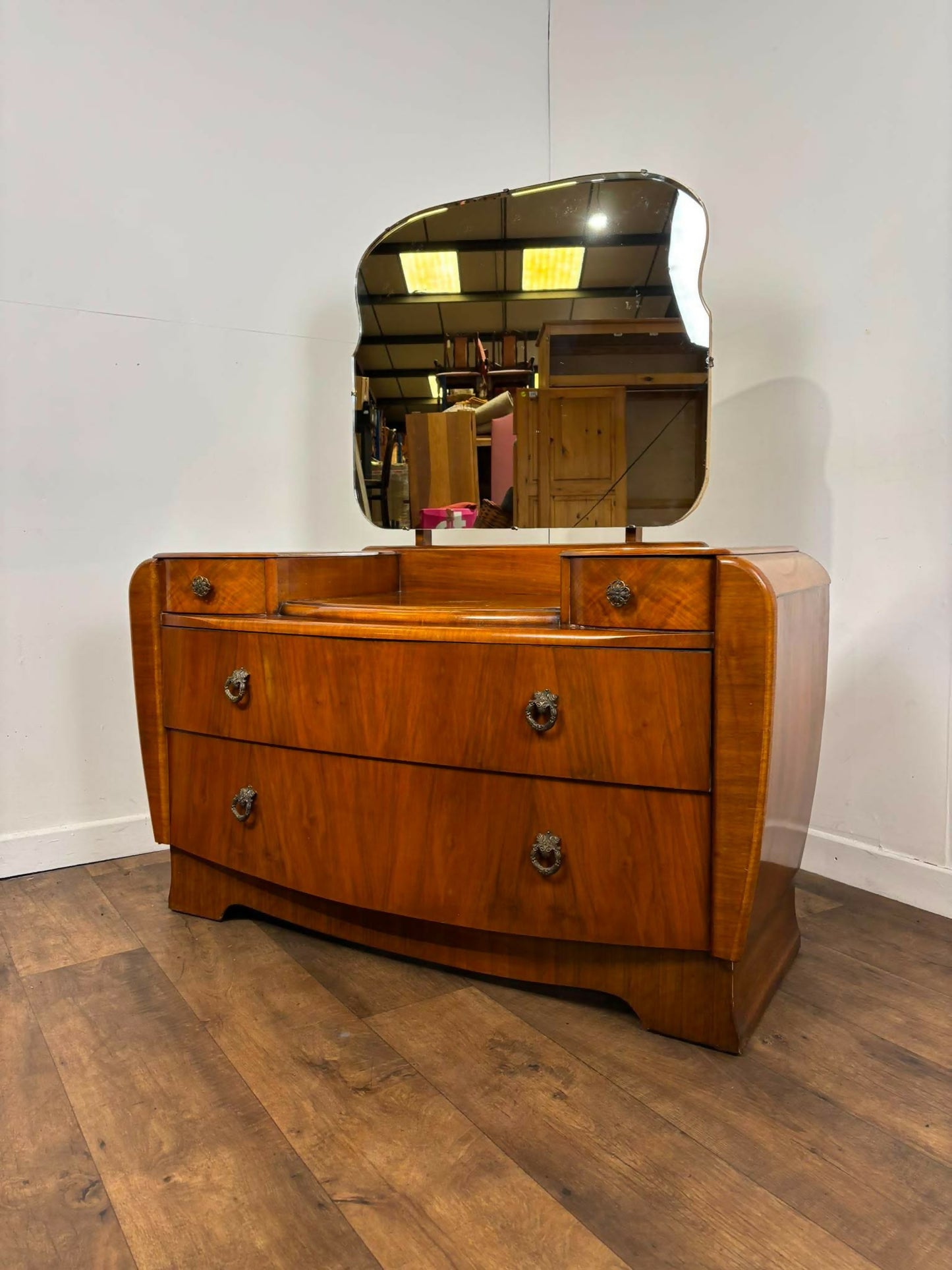 Vintage Walnut Veneered Dressing Table with Removable Mirror