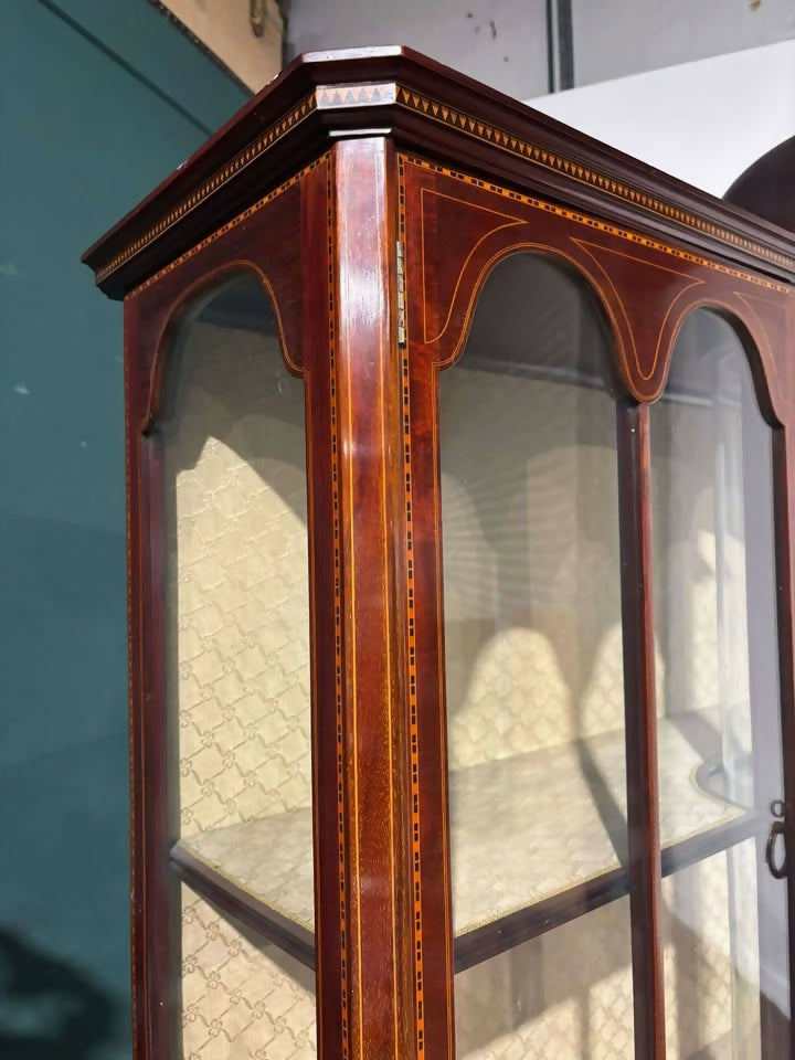 Edwardian inlaid mahogany display cabinet1