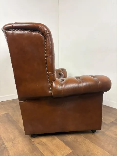 Vintage Brown Leather Button Back Chesterfield Two-Seater Settee