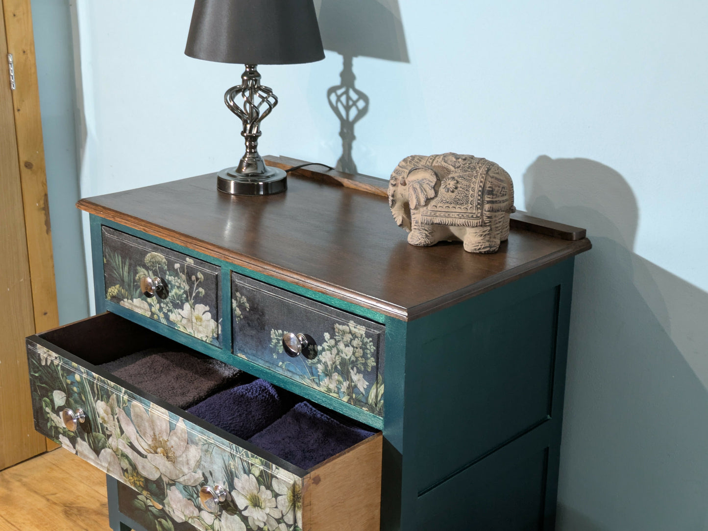 Night Petals - Chest of Drawers