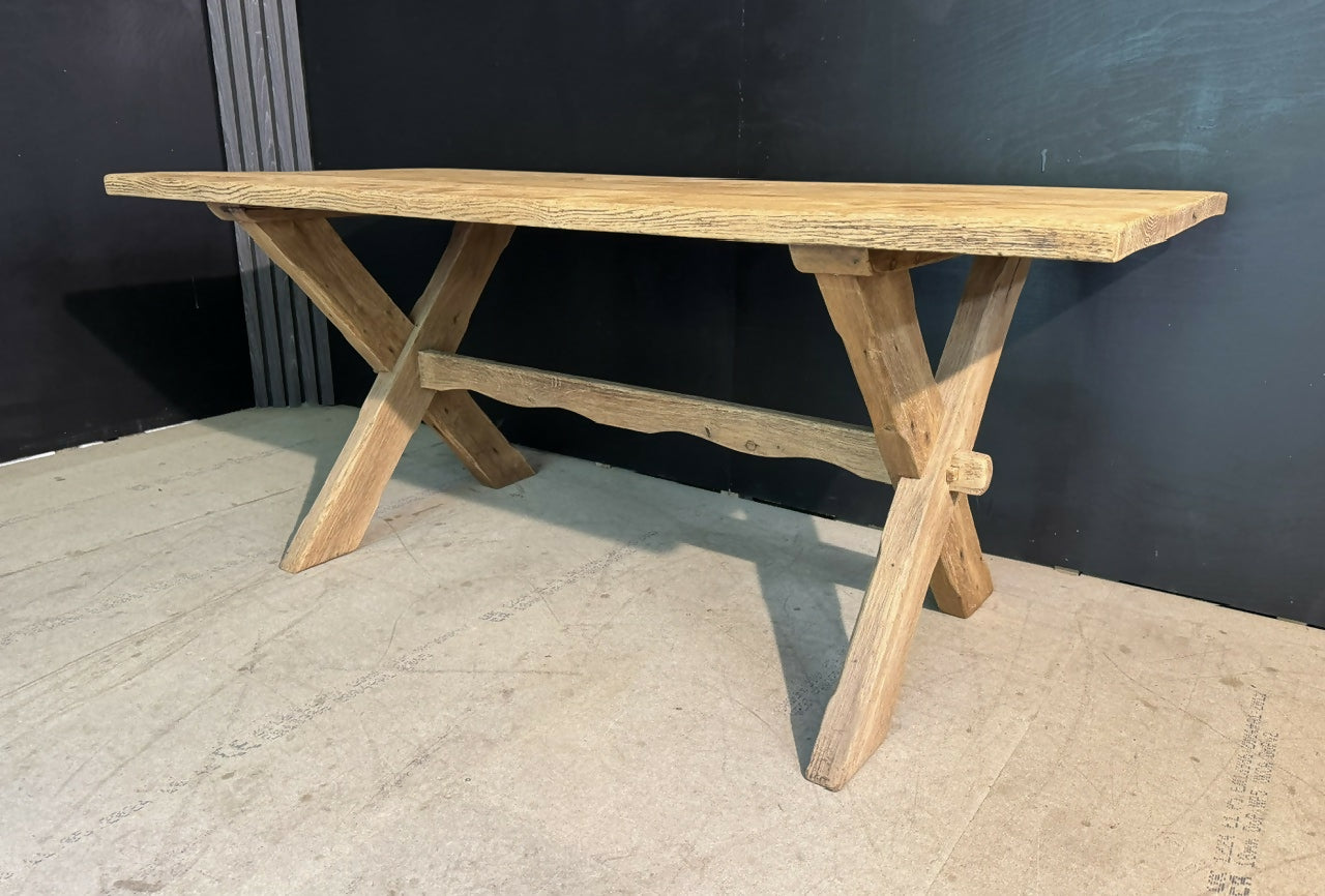 X Ldgs French Oak Farmhouse Dining Table