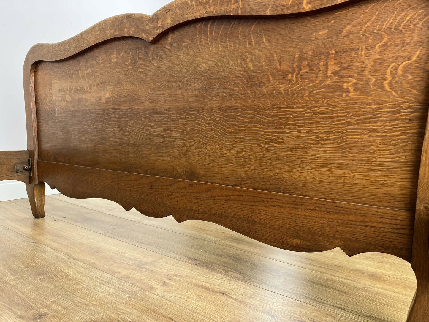 Bed Vintage French Louis XVI Oak Double Bed Frame Carved Headboard LOT 6380