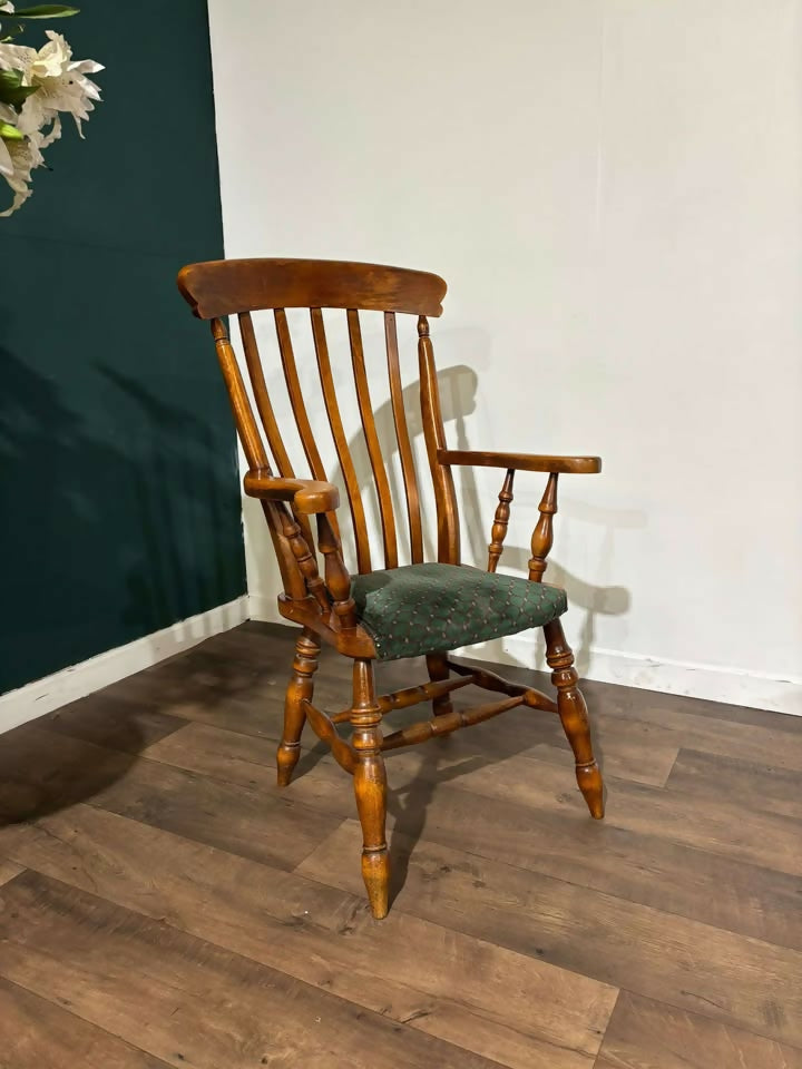Victorian Style Farmhouse Chairz